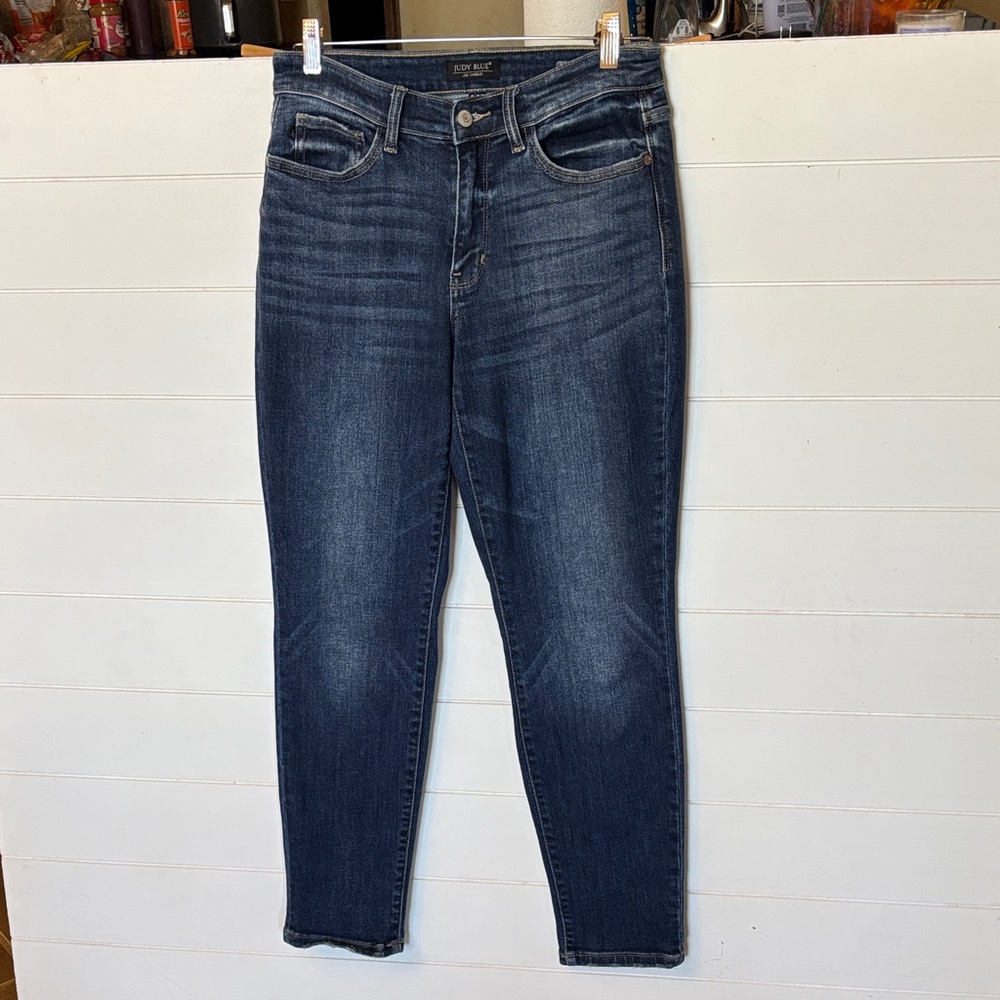 Like New Judy Blue Boyfriend Fit Jeans! Size 27